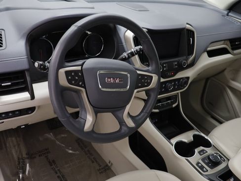 Used 2024 GMC Terrain Denali w/ Denali Premium Package image 6