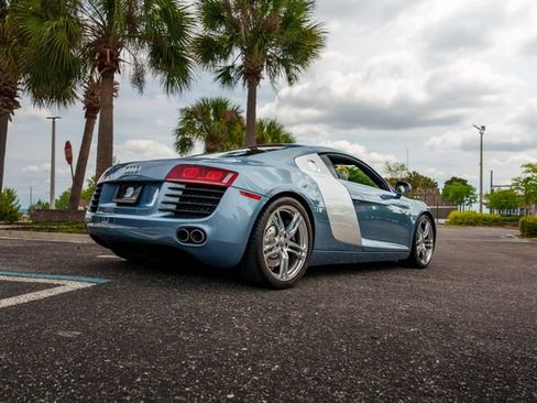 Used 2010 Audi R8 V8 AWD/4WD image 13
