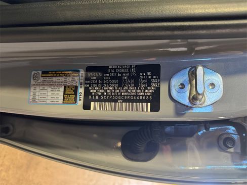 Used 2024 Kia Telluride SX X-Line image 31