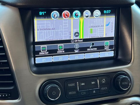Used 2017 GMC Yukon Denali w/ Open Road Package RWD image 22