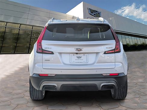 Used 2019 Cadillac XT4 Premium Luxury image 3