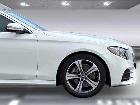 Used 2019 Mercedes-Benz E 300 image 36