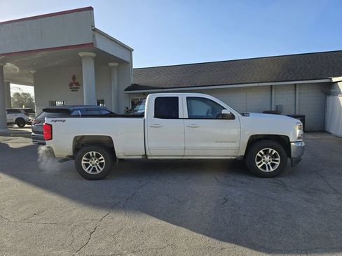 Used 2017 Chevrolet Silverado 1500 LT w/ All Star Edition image 3