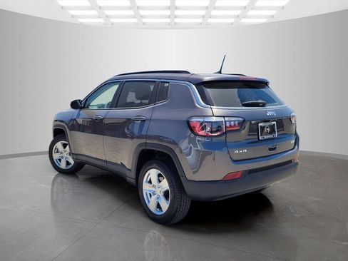 Used 2022 Jeep Compass Latitude AWD/4WD image 7