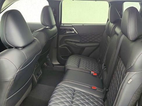 Used 2024 Mitsubishi Outlander SEL image 22