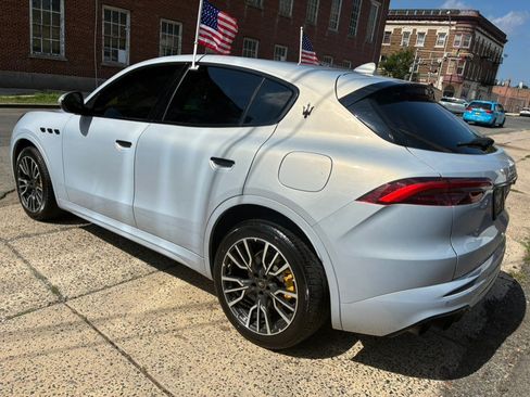 Used 2023 Maserati Grecale GT AWD/4WD image 6
