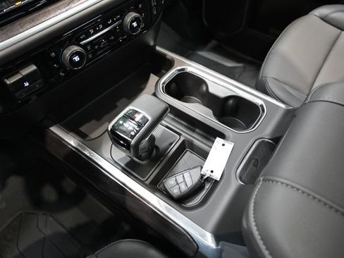 New 2026 Chevrolet Silverado 1500 LTZ w/ LTZ Premium Package AWD/4WD image 20