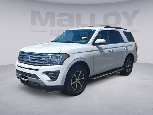 Used 2020 Ford Expedition XLT w/ Equipment Group 202A AWD/4WD image 1