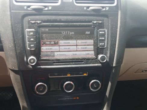 Used 2012 Volkswagen Jetta TDI FWD image 13