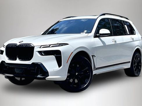 Used 2026 BMW X7 xDrive40i w/ Executive Package AWD/4WD image 1