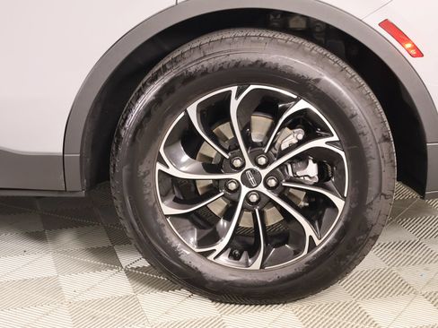 Used 2026 Lincoln Nautilus Premier w/ Equipment Group 102A AWD/4WD image 21