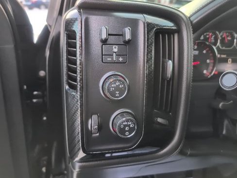 Used 2016 GMC Sierra 1500 SLE image 25