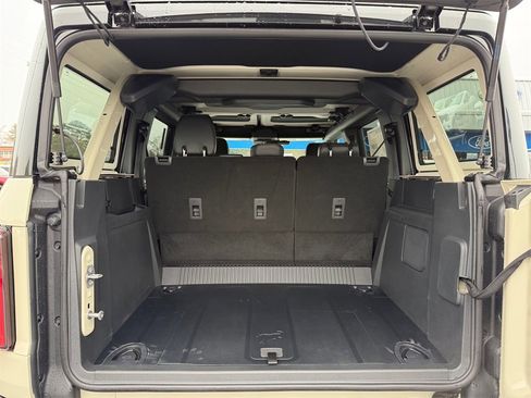 New 2025 Ford Bronco Badlands image 17