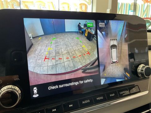 Used 2022 Mitsubishi Outlander SEL image 16