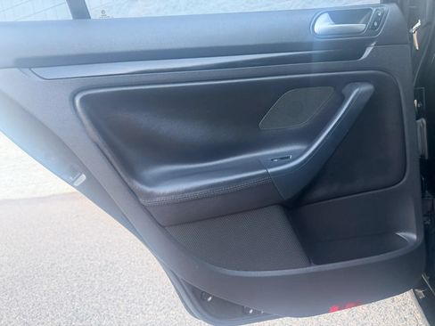 Used 2013 Volkswagen Jetta TDI FWD image 17