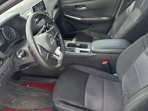 Used 2025 Nissan Sentra SR w/ Midnight Edition FWD image 2