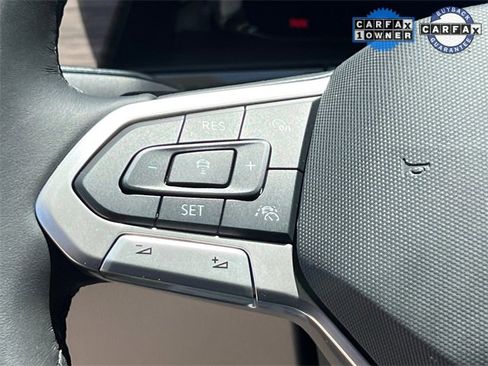 Used 2025 Volkswagen Atlas SEL Premium R-Line image 35