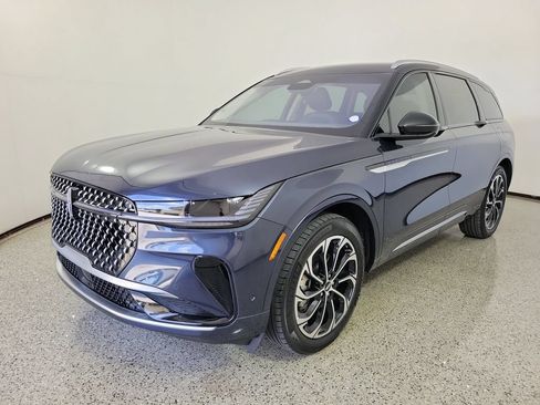 Certified 2024 Lincoln Nautilus Reserve AWD/4WD image 2