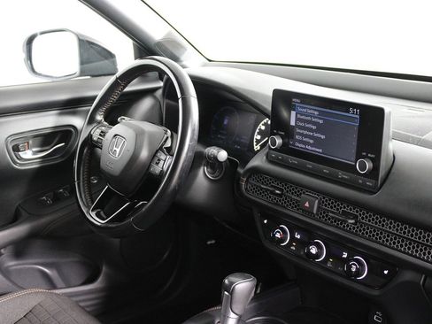 Used 2025 Honda HR-V Sport image 14
