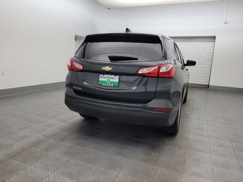 Used 2019 Chevrolet Equinox LS w/ LS Convenience Package image 7