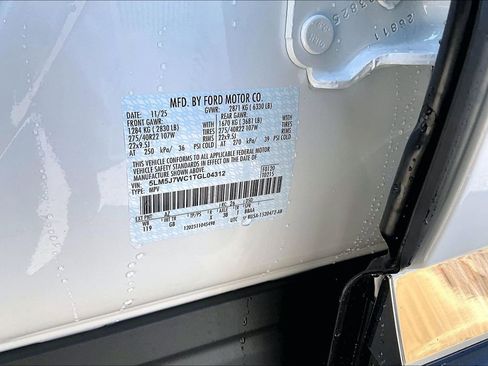 New 2026 Lincoln Aviator Reserve w/ Luxury Package image 13