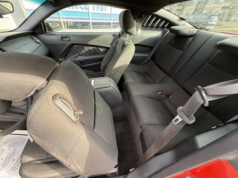Used 2011 Ford Mustang Coupe w/ 101A Rapid Spec Order Code image 26