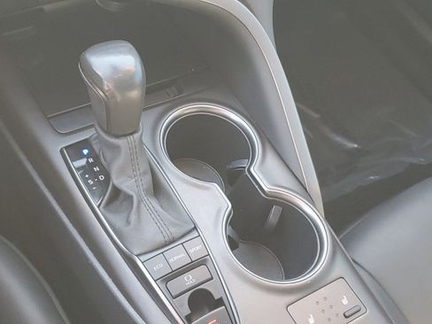 Used 2022 Toyota Camry XSE image 25