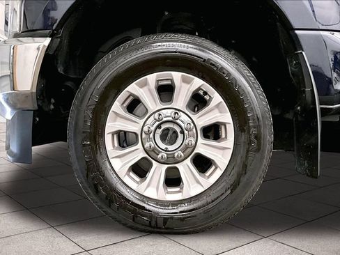 Used 2021 Ford F250 XL w/ STX Appearance Package AWD/4WD image 8