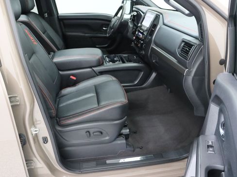 Used 2022 Nissan Titan PRO-4X w/ Pro-4x Convenience Package image 41