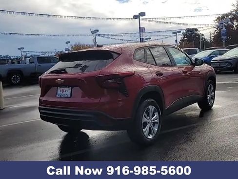 New 2026 Chevrolet Trax LS image 11