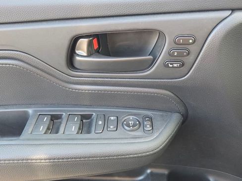 Used 2025 Honda Odyssey EX-L image 31