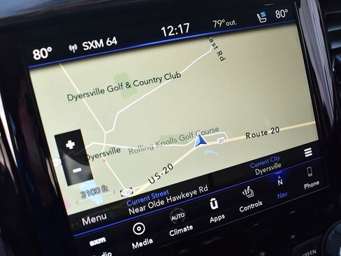 Used 2019 RAM 1500 Laramie AWD/4WD image 7