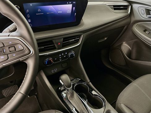 Used 2025 Buick Encore GX Preferred image 26