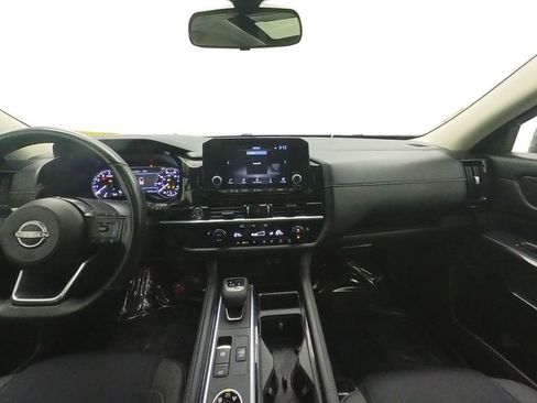 Used 2023 Nissan Pathfinder SV w/ SV Premium Package AWD/4WD image 28
