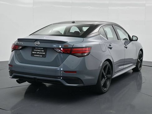 Used 2025 Nissan Sentra SR w/ SR Premium Package FWD image 7