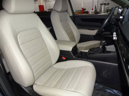 Used 2024 Honda CR-V EX-L image 16