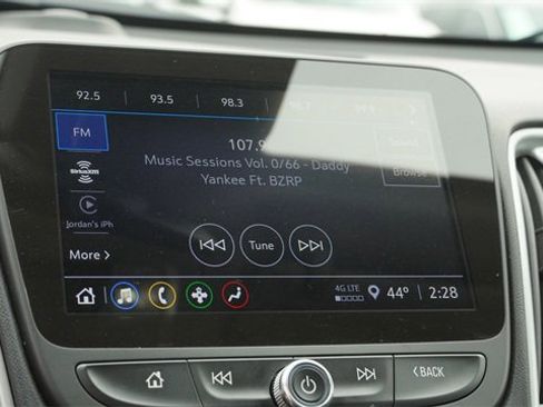 Used 2024 Chevrolet Malibu LT image 21