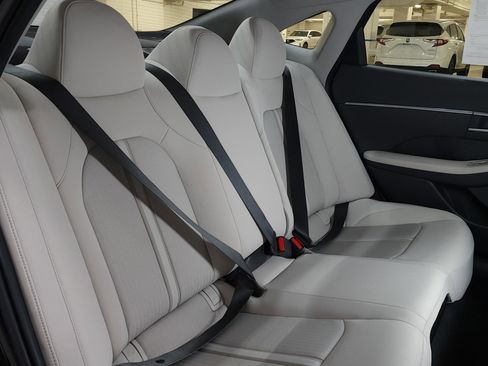 Used 2023 Hyundai Sonata SEL w/ Cargo Package FWD image 21