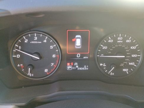 Certified 2025 Subaru Forester Base image 26