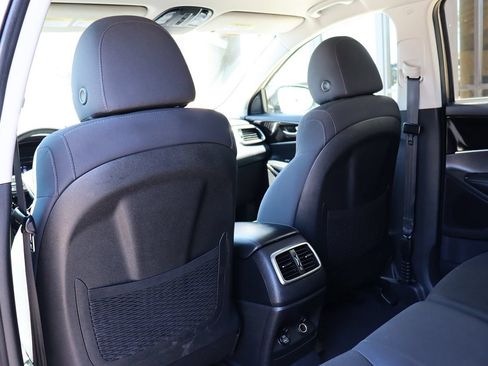 Used 2020 Kia Sorento FWD V6 image 33