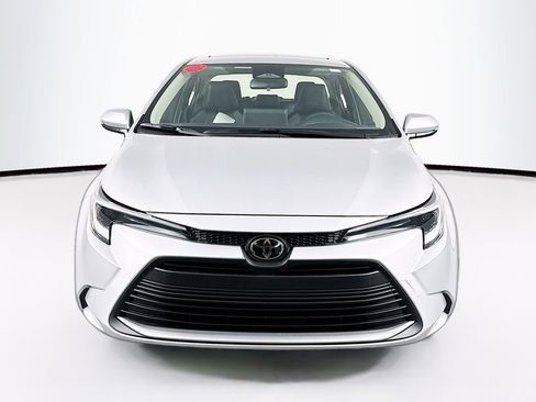 New 2026 Toyota Corolla XLE image 2