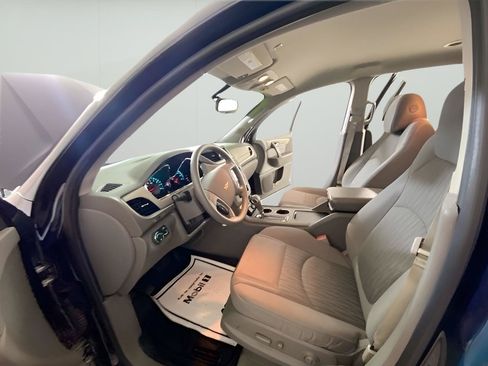 Used 2016 Chevrolet Traverse LS FWD image 31
