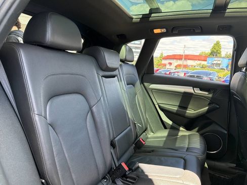 Used 2017 Audi Q5 2.0T Premium Plus w/ Technology Package AWD/4WD image 23