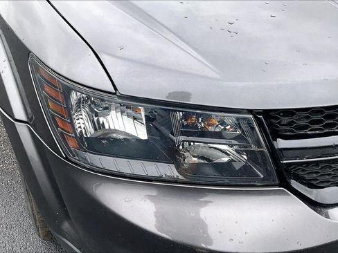 Used 2015 Dodge Journey Crossroad w/ Flexible Seating Group FWD image 28
