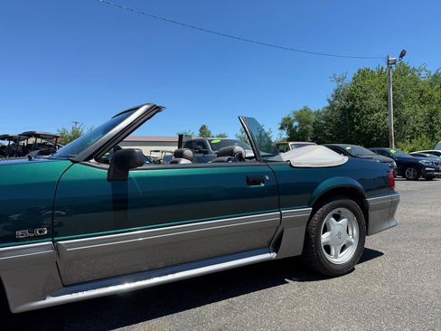 Used 1992 Ford Mustang GT RWD image 7