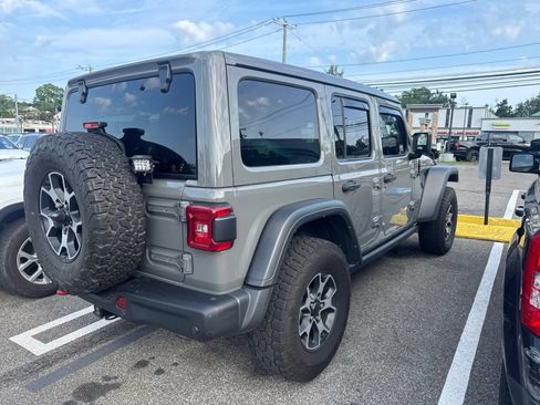 Used 2021 Jeep Wrangler Unlimited Rubicon AWD/4WD image 3