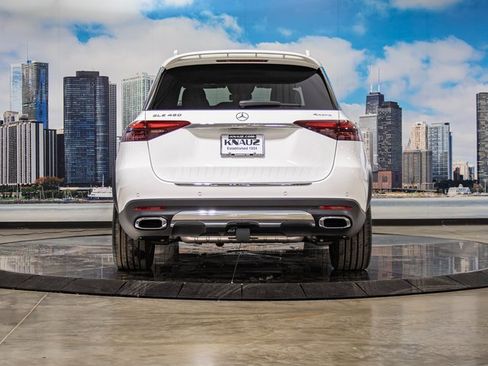 Certified 2025 Mercedes-Benz GLE 450 4MATIC image 11