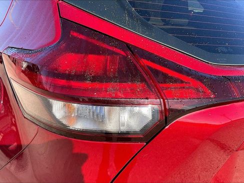 Used 2021 Nissan Kicks SR w/ SR Premium Package image 20