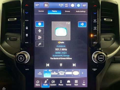 Used 2025 RAM 2500 Big Horn image 38