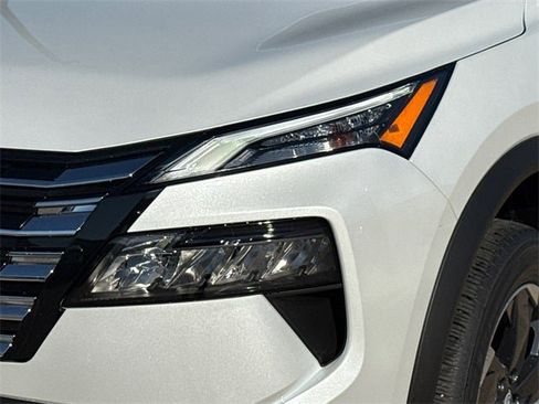 New 2026 Nissan Rogue SV w/ Cold Weather Package image 5